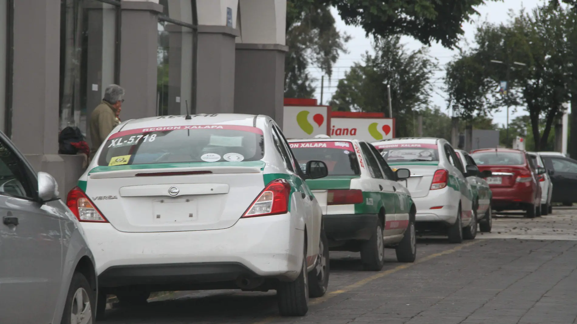 Sitio de taxis en Soriana de Xalapa